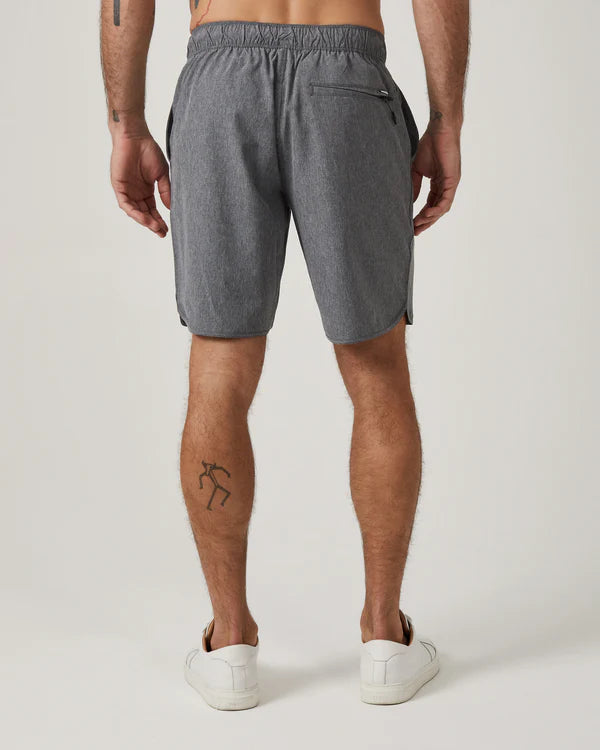 7 Diamonds Core Active Shorts Light Grey